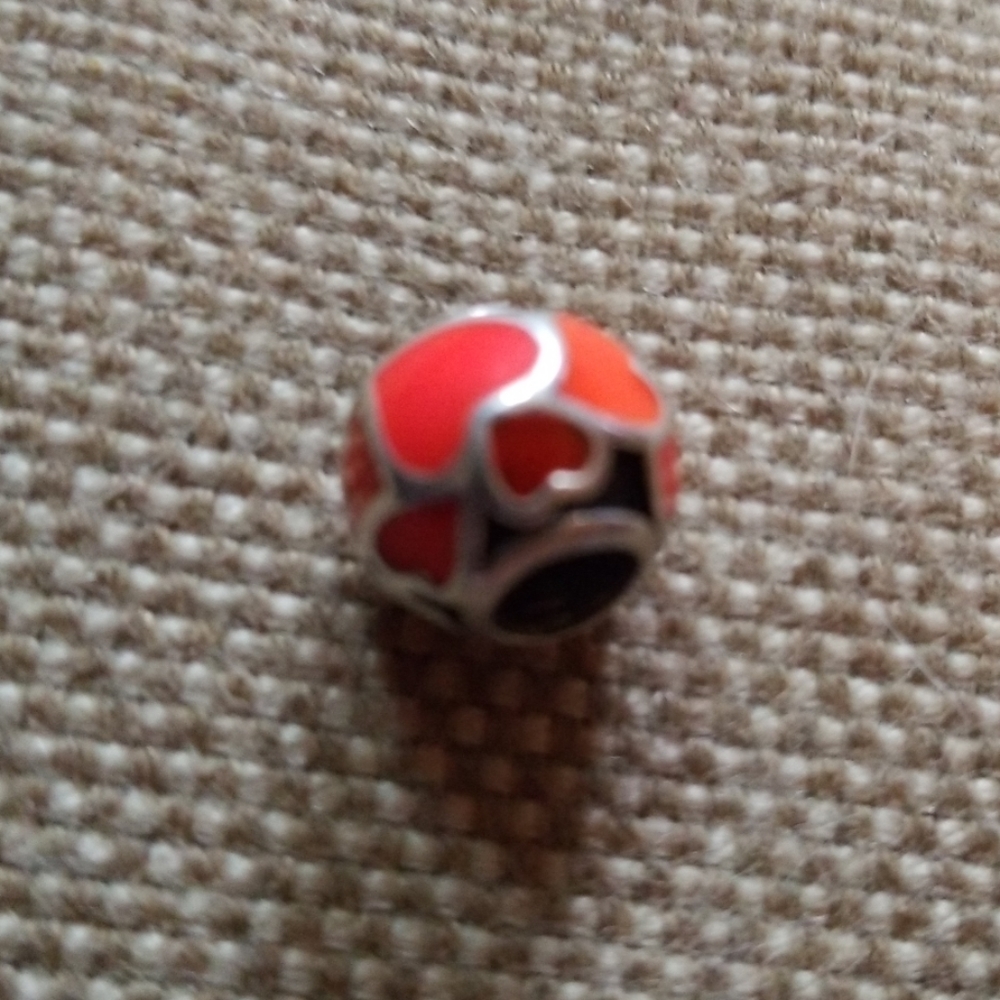 Pandora red hot love